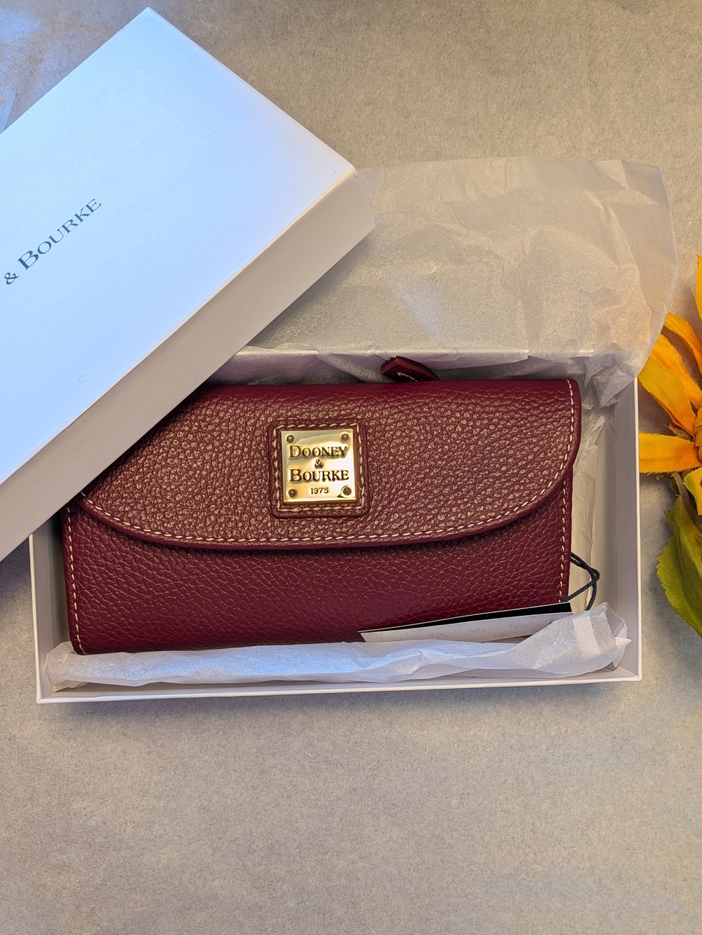 NWT! Dooney & Bourke Lucca Leather Continental Wallet in WINE